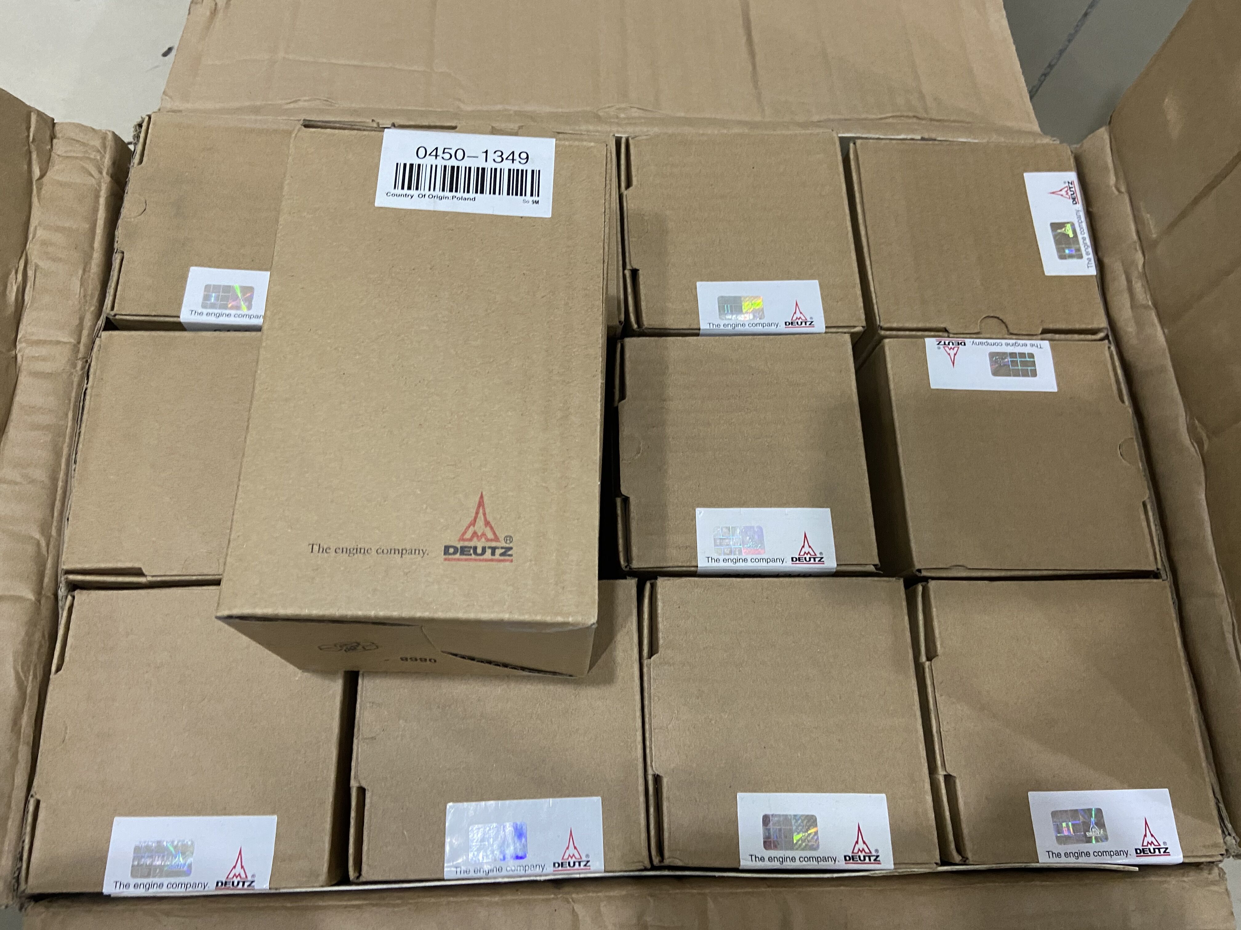 A large number of engine parts products are being shipped