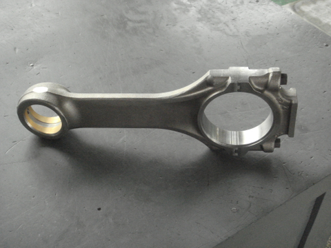 Connecting Rod 04240443